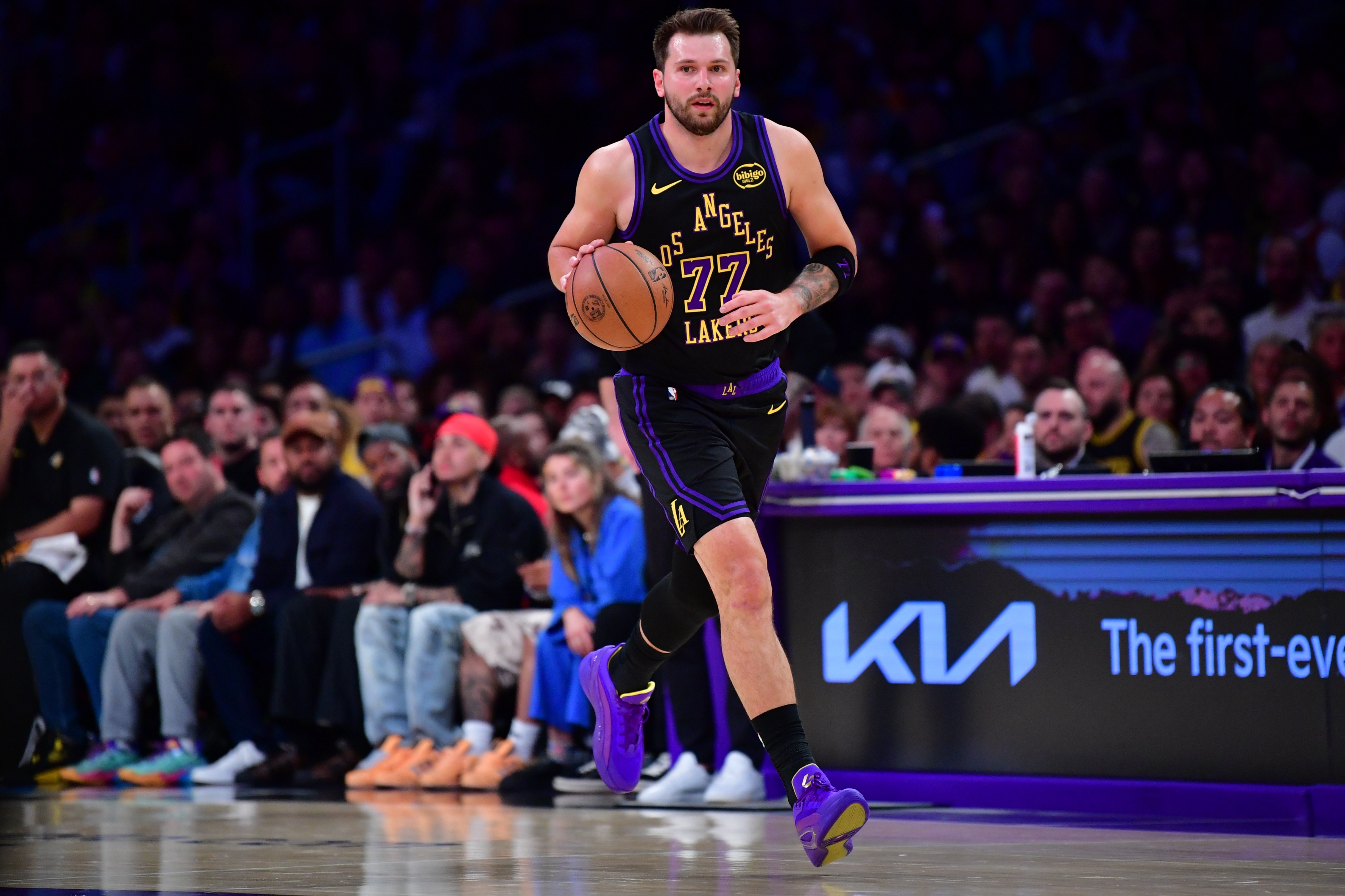 九游app-单场50+战绩：东契奇8胜0负 詹姆斯12胜2负 库里10胜5负 KD5胜4负