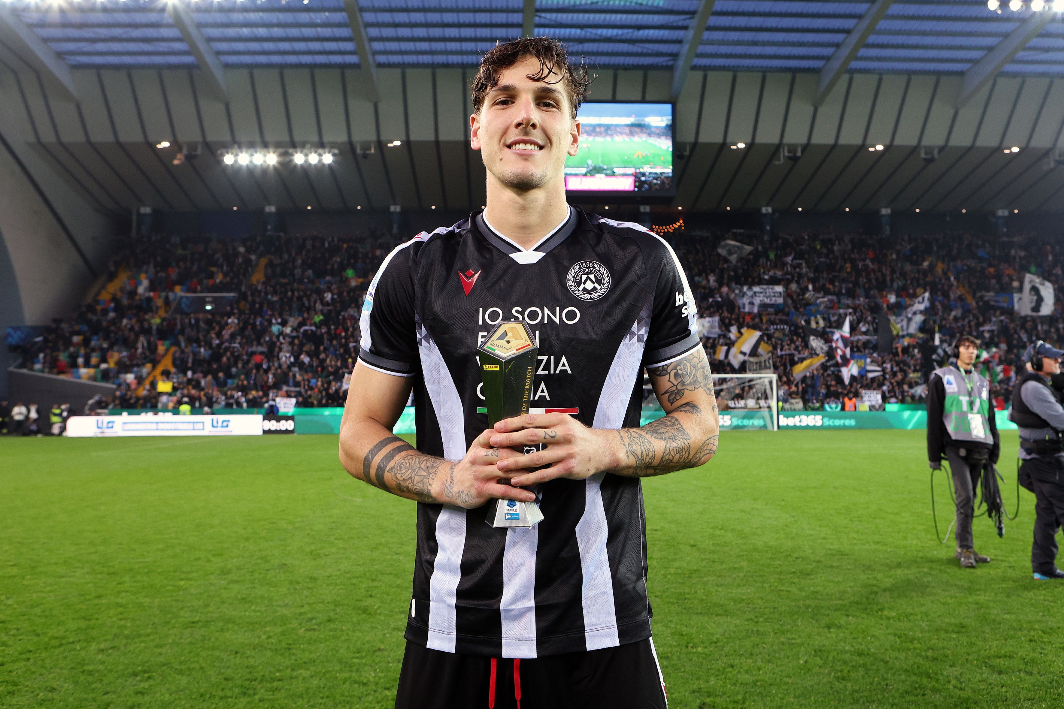 九游app-记者：乌迪内斯准备以1000万欧买断扎尼奥洛，米兰考虑引进他